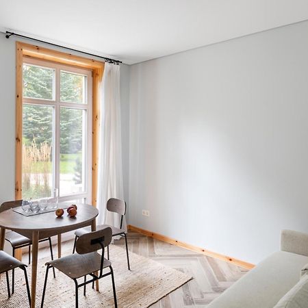 Apartamento Uz Juru Mariu Juodkrantė Habitación foto